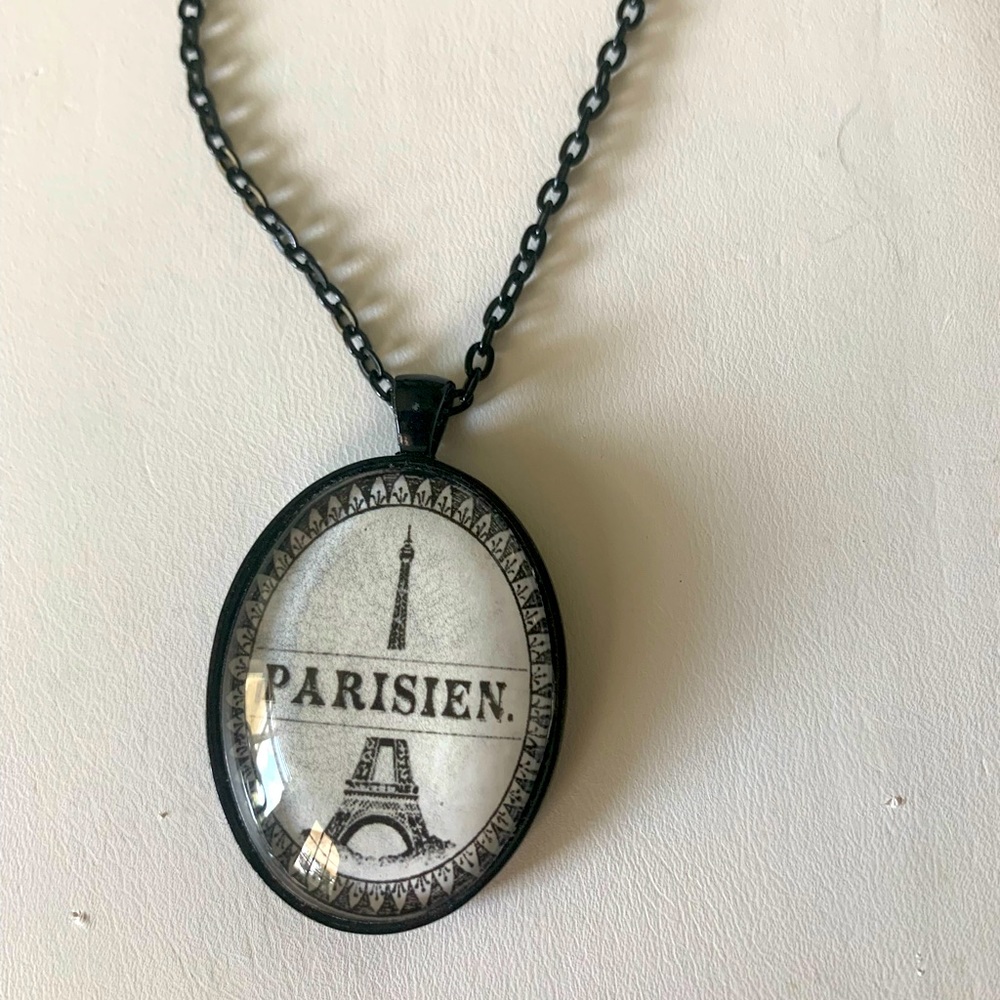 Parisienne Necklace Eiffel Tower
